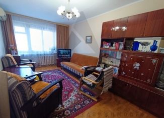 Продается 3-комнатная квартира, 60.2 м2, Волгоградская область, улица 64-й Армии, 59