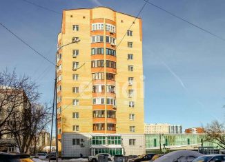 Продам 2-ком. квартиру, 61.4 м2, Тюмень, Мельничная улица, 8