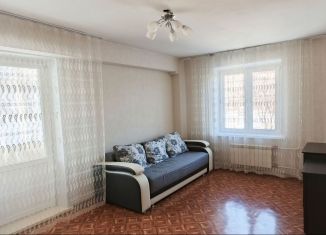 Сдаю 1-ком. квартиру, 34 м2, Красноярск, улица Гусарова, 74