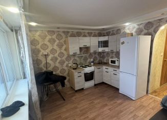 Продается 1-ком. квартира, 17 м2, Тюмень, улица 30 лет Победы, 75