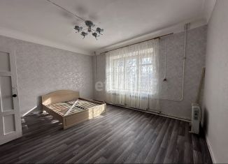 Продам 2-ком. квартиру, 63.2 м2, Чебаркуль, улица Ленина, 6