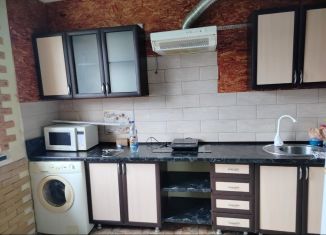 Продам 1-ком. квартиру, 36.6 м2, станица Динская, улица Николая Кондратенко, 2