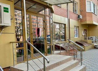 Продам помещение свободного назначения, 70 м2, Краснодар, улица им. Героя Яцкова И.В., 15к1, микрорайон Губернский