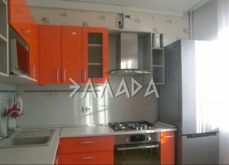 Продам 2-ком. квартиру, 55 м2, Ростов-на-Дону, Вятская улица, 112