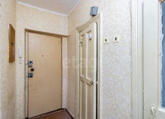 Продаю 1-комнатную квартиру, 32.7 м2, Тюмень, улица Мельникайте, 92