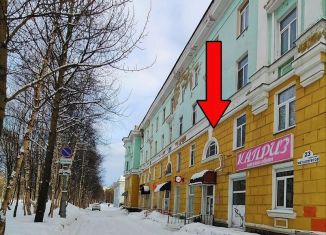 Продажа торговой площади, 82.5 м2, Мончегорск, проспект Металлургов, 23