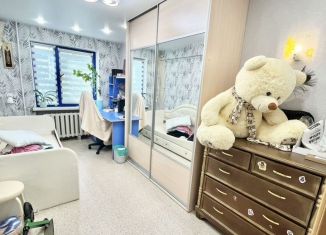 Продается 3-комнатная квартира, 59 м2, Волгоград, улица Козьмы Минина, 14