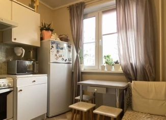 Продажа 2-комнатной квартиры, 52 м2, Москва, Суздальская улица, 22к1