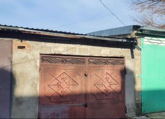 Продаю гараж, 21 м2, Армавир, улица Ленина, 129