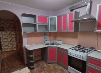 Сдается в аренду 1-ком. квартира, 35.2 м2, Октябрьский, 34-й микрорайон, 8