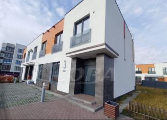 Продам 1-ком. квартиру, 122.1 м2, Тюмень, улица Федюнинского, 28к18, ЖК Ожогино