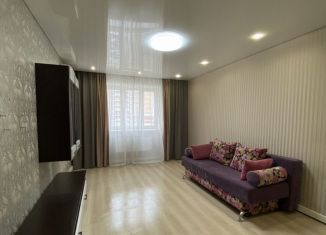 Сдаю в аренду 1-ком. квартиру, 46 м2, Липецк, улица Осканова, 6