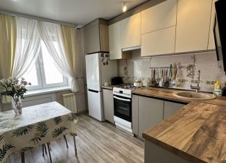 Продается 2-комнатная квартира, 48.3 м2, Оренбургская область, проспект Ленина, 93