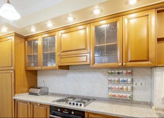 Сдам 3-ком. квартиру, 63 м2, Москва, проезд Якушкина, 5, проезд Якушкина