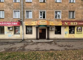 Торговая площадь на продажу, 43 м2, Киров, Пролетарская улица, 26