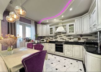 Сдам 3-комнатную квартиру, 90 м2, Лобня, Свободный проезд, 7