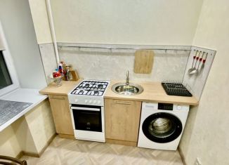 Сдача в аренду двухкомнатной квартиры, 44 м2, Череповец, Парковая улица, 22А