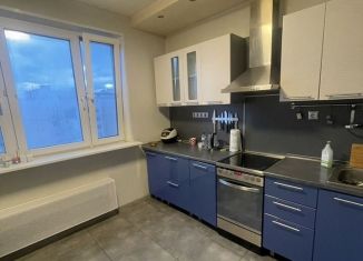 Продажа 2-ком. квартиры, 58 м2, Реутов, Молодёжная улица, 1