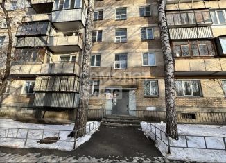 Продам 1-комнатную квартиру, 32.5 м2, Челябинск, улица Чайковского, 12, Курчатовский район