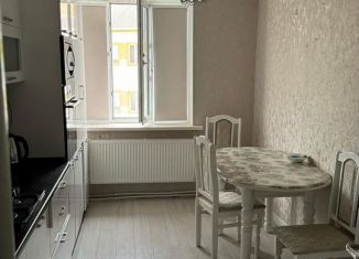 Сдается однокомнатная квартира, 47 м2, Оренбургская область, Промышленная улица, 32/2