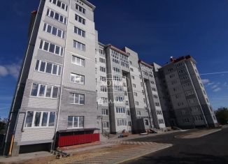 Продам 3-комнатную квартиру, 106 м2, Элиста, улица Правды, 3