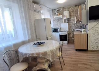 1-ком. квартира в аренду, 48 м2, Новороссийск, улица Свердлова, 16А