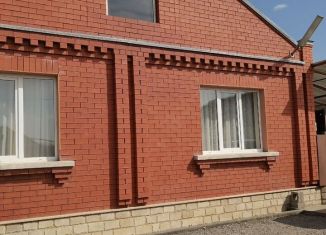 Продается дом, 120 м2, посёлок городского типа Заводской, Центральная улица