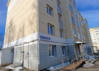 Продаю 2-ком. квартиру, 46.6 м2, Бугульма, улица Сельхозтехника, 16