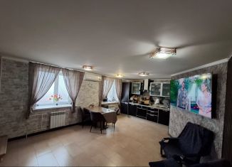 Продается 4-ком. квартира, 124 м2, Сызрань, улица Жуковского, 49