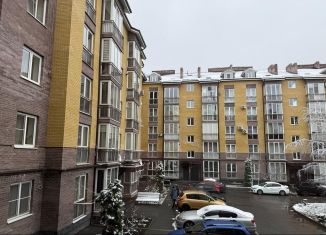 Продажа однокомнатной квартиры, 51.4 м2, Владикавказ, 18-й микрорайон, улица Шамиля Джикаева, 8