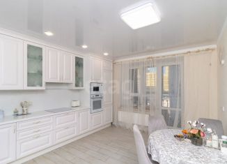 Продается 2-ком. квартира, 67.4 м2, Тюмень, улица Тимофея Кармацкого, 7, ЖК Ария