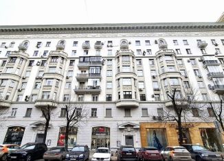 Сдается 2-ком. квартира, 65 м2, Москва, улица Николаева, 4, метро Смоленская