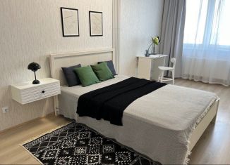 Сдам в аренду 1-ком. квартиру, 42 м2, Пермь, улица Революции, 52Б