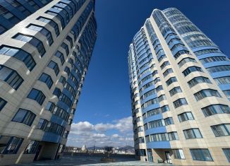 Сдам 2-ком. квартиру, 56.4 м2, Новороссийск, Вербовая улица, 11А