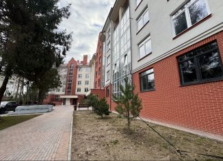 Продам 1-комнатную квартиру, 45.8 м2, Светлогорск, Калининградский проспект, 70Е