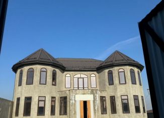 Продаю дом, 400 м2, Гудермес, улица А. Идрисова