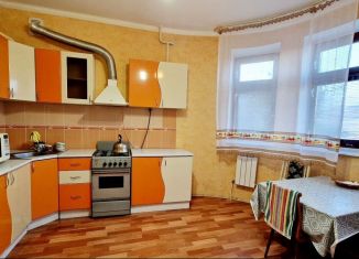 Продам однокомнатную квартиру, 48 м2, Азнакаево, Радужная улица, 1