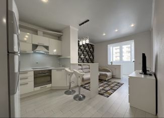 Сдаю в аренду квартиру студию, 37 м2, Краснодар, улица им. Героя Яцкова И.В., микрорайон Восточно-Кругликовский