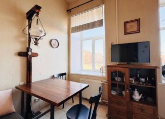 Сдаю в аренду 2-комнатную квартиру, 57.7 м2, Санкт-Петербург, набережная реки Мойки, 110