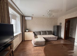 Продаю трехкомнатную квартиру, 58.6 м2, Улан-Удэ, улица Пушкина, 4