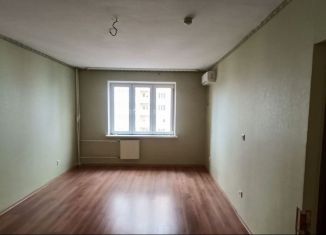 Продам трехкомнатную квартиру, 78 м2, Краснодар, улица Академика Лукьяненко, 12, микрорайон Микрохирургии глаза