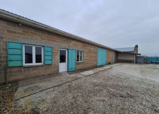 Продажа помещения свободного назначения, 242.5 м2, село Уютное