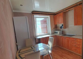Сдается в аренду однокомнатная квартира, 35 м2, Карелия, улица Хейкконена, 18