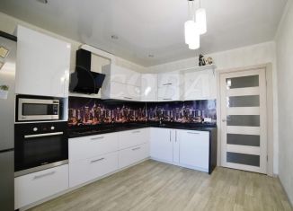 Продажа 3-комнатной квартиры, 81.8 м2, Тюмень, улица Михаила Сперанского, 33/1, ЖК Видный