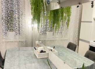 Продаю 3-ком. квартиру, 69 м2, Карелия, улица Чкалова, 58