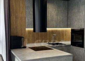 Продаю 2-ком. квартиру, 80 м2, Тюмень, улица Федюнинского, 64к2, ЖК Три Богатыря