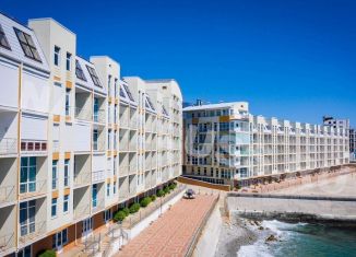 Продаю квартиру студию, 36 м2, посёлок городского типа Гурзуф, набережная Пушкина, 17литБ