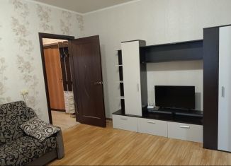 2-комнатная квартира в аренду, 60 м2, Новороссийск, улица Голицына, 9