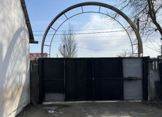 Продается помещение свободного назначения, 670 м2, Евпатория, улица 29-й Авиагородок, 1В