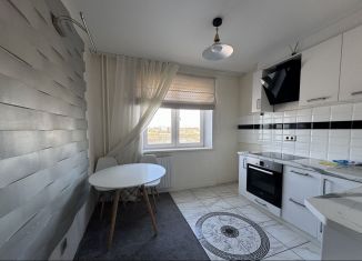 Продается однокомнатная квартира, 37 м2, Копейск, проспект Славы, 32Б